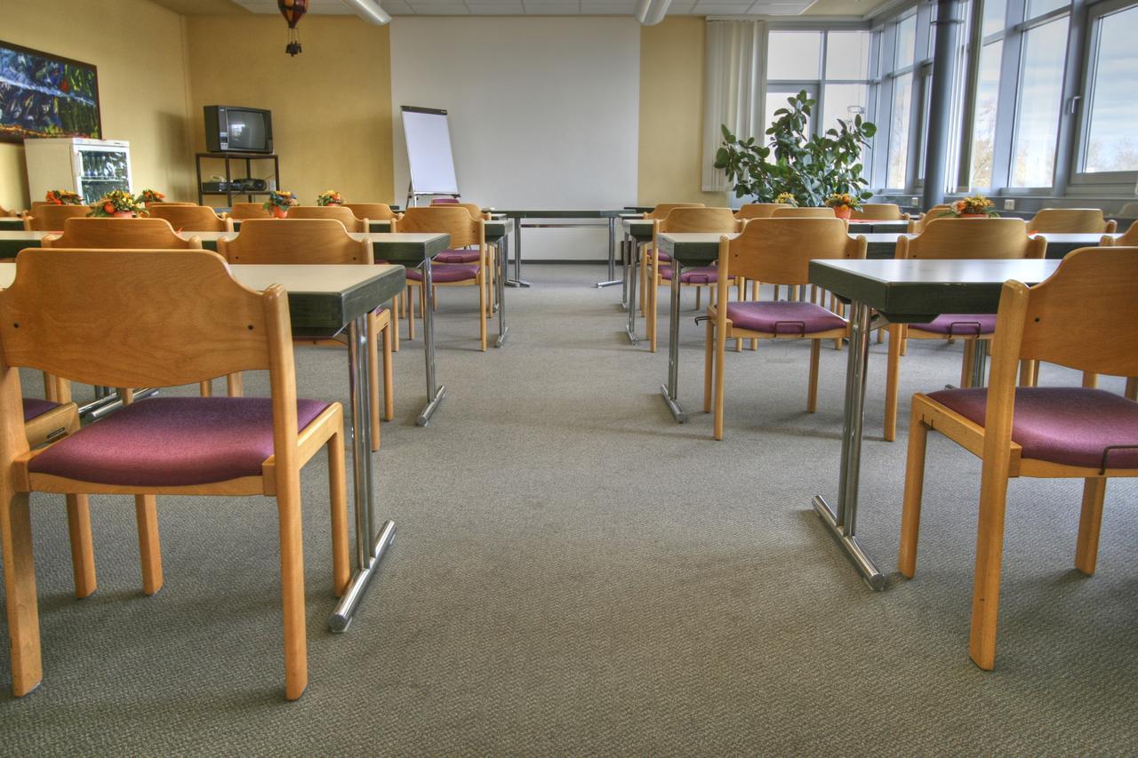 Sport Und Tagungshotel Kenzingen Esterno foto