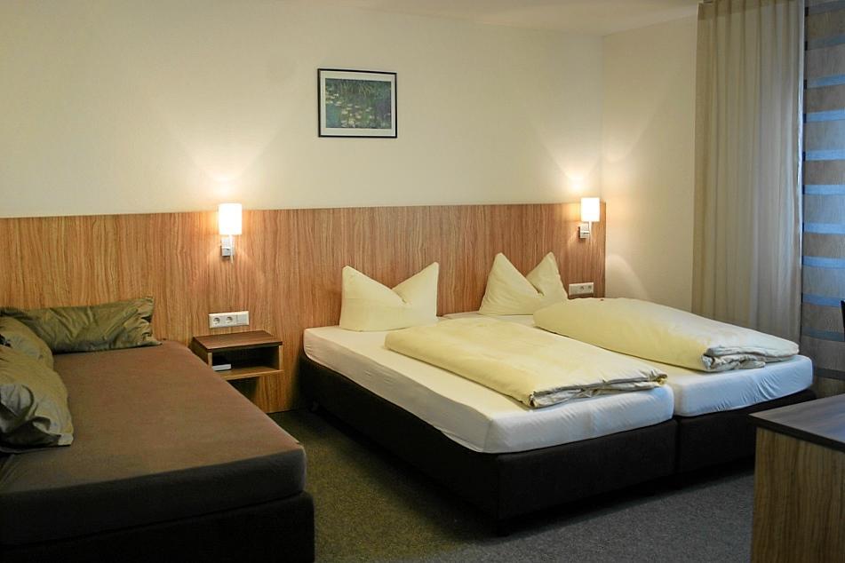 Sport Und Tagungshotel Kenzingen Esterno foto
