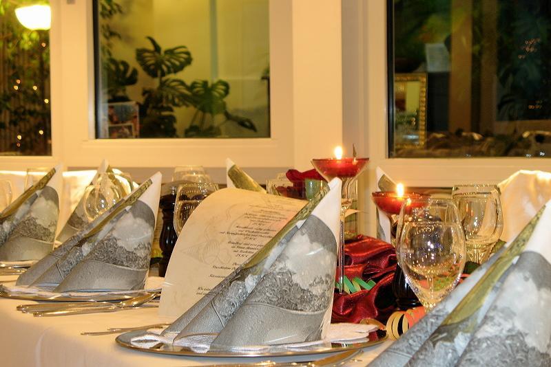 Sport Und Tagungshotel Kenzingen Esterno foto